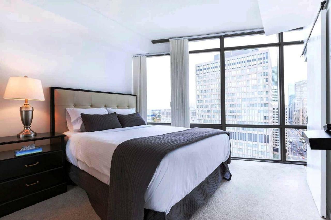 Altitude Suites Bay Street - Holiday Bonus - Free Parking Toronto Esterno foto