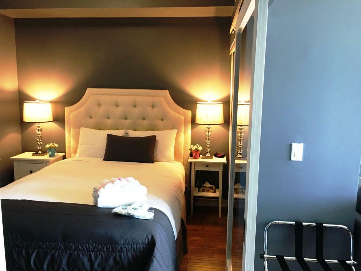 Altitude Suites Bay Street - Holiday Bonus - Free Parking Toronto Esterno foto